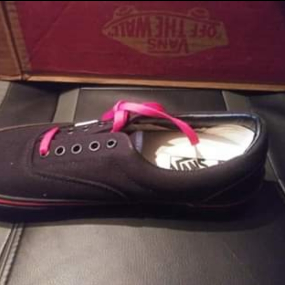 Vans pro customs, mens 9.5 - Picture 1 of 3